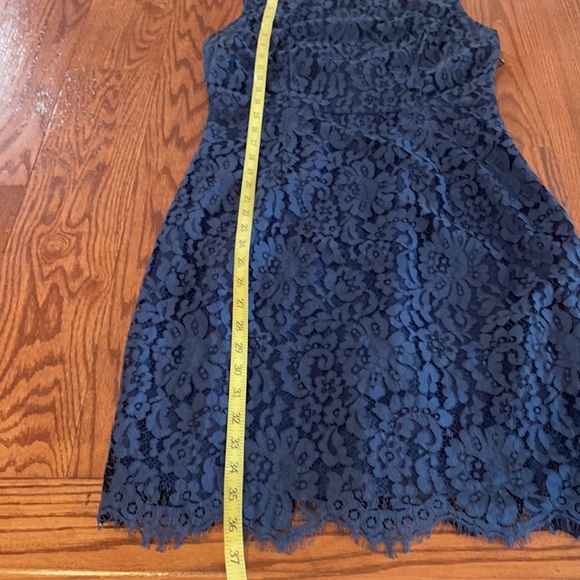 NWOT NY & company EVA MENDEZ NAVY FLORAL LACE OVERLAY Formal dress size 8 NAVY - Picture 14 of 16